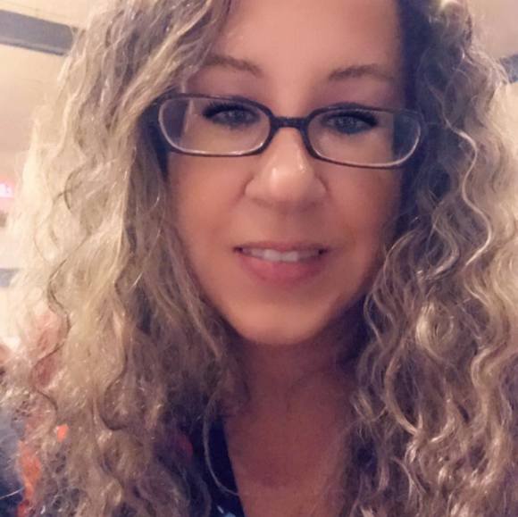 COPY - Meet your Posher, Crystal - Picture 1 of 1